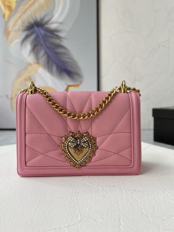 D&G Handbags 29